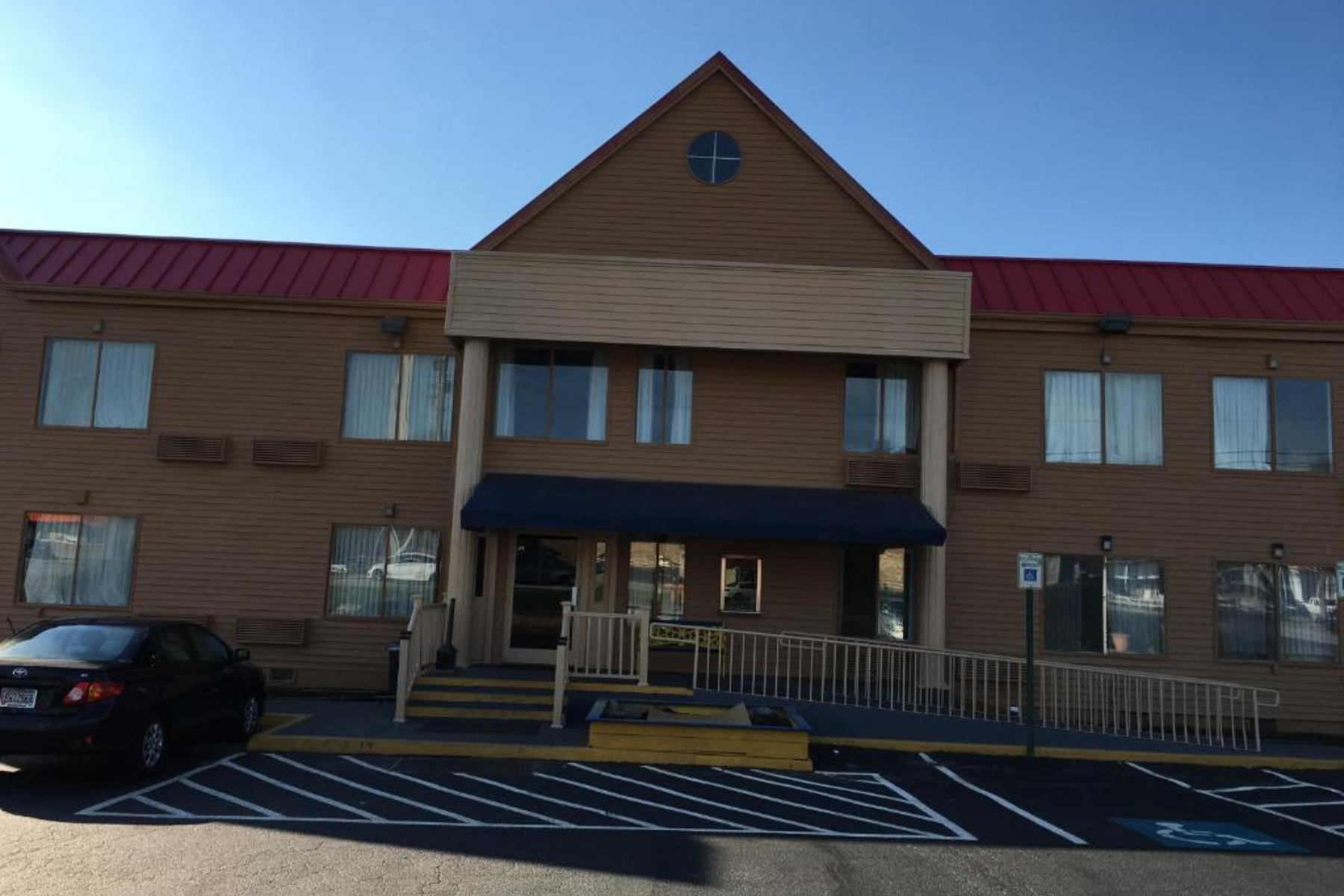 Days Inn by Wyndham Thomson